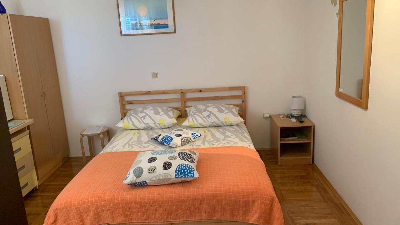 Studio Apartment And Rooms Adria Βόντιτσε Εξωτερικό φωτογραφία