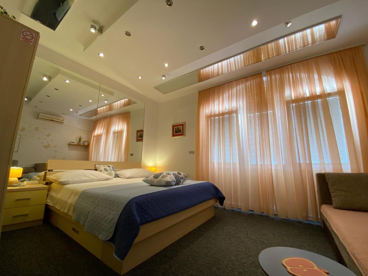 Studio Apartment And Rooms Adria Βόντιτσε Εξωτερικό φωτογραφία