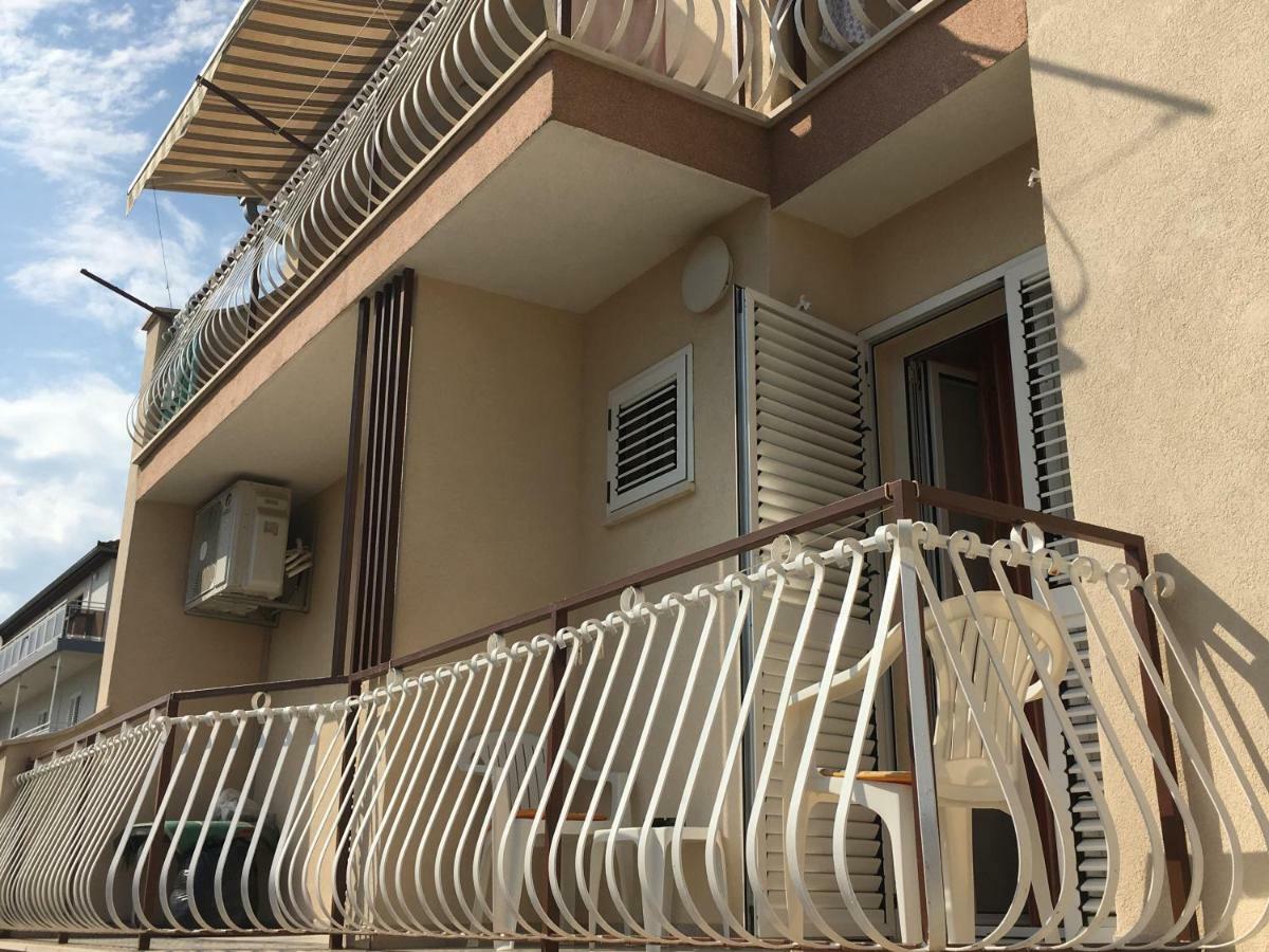 Studio Apartment And Rooms Adria Βόντιτσε Εξωτερικό φωτογραφία