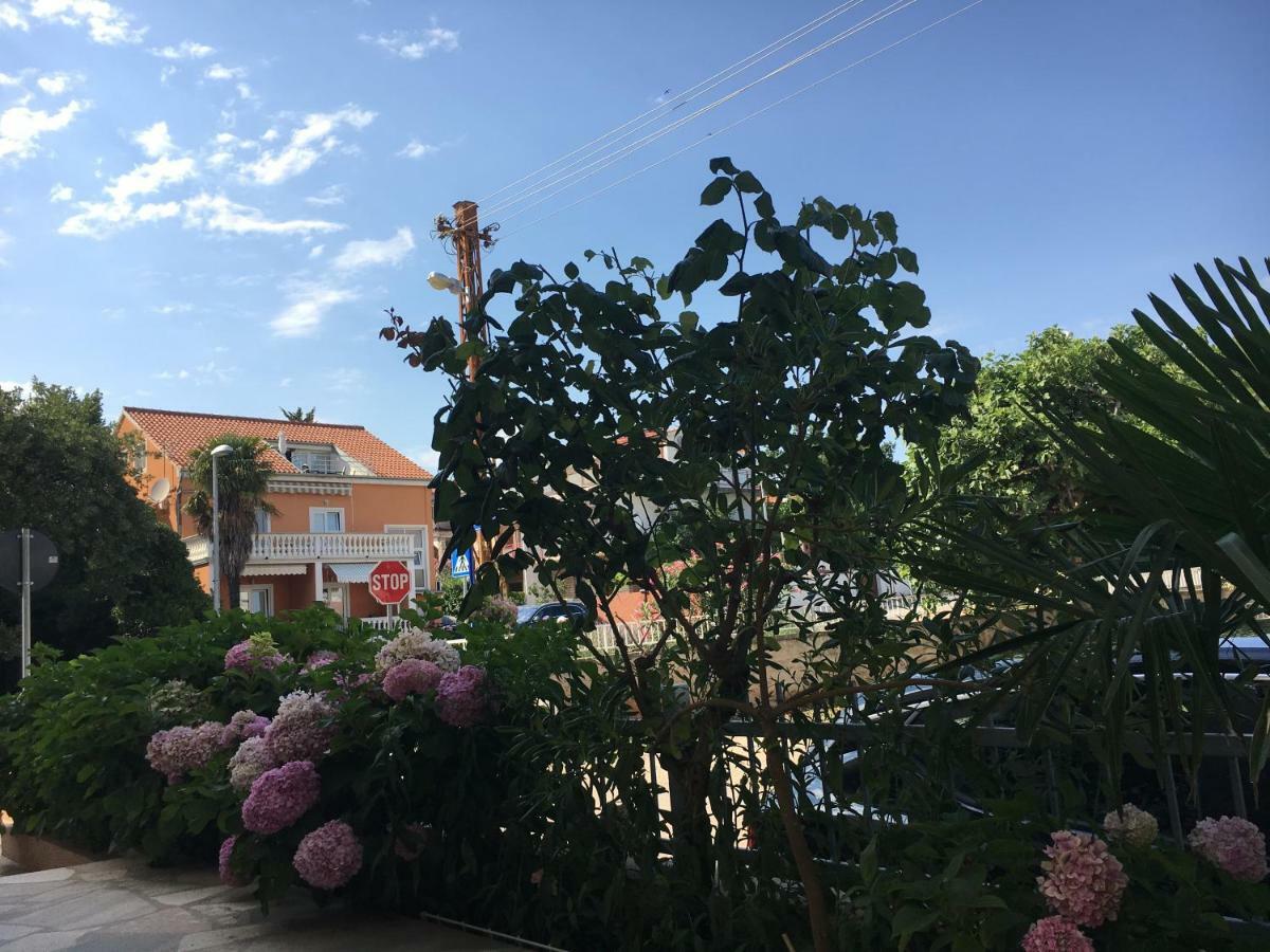Studio Apartment And Rooms Adria Βόντιτσε Εξωτερικό φωτογραφία