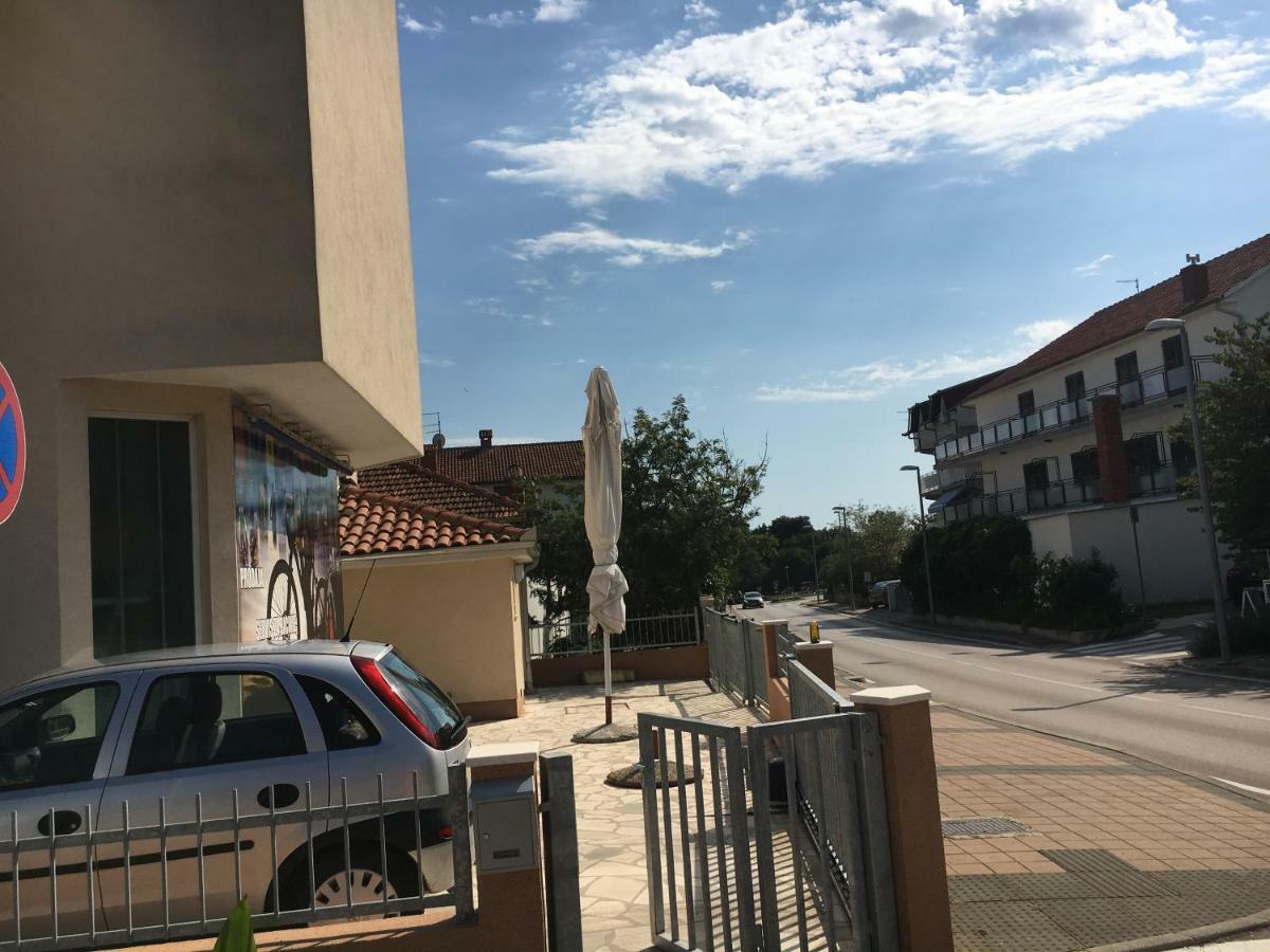 Studio Apartment And Rooms Adria Βόντιτσε Εξωτερικό φωτογραφία