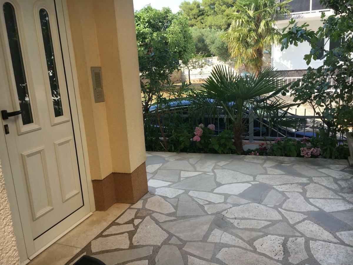 Studio Apartment And Rooms Adria Βόντιτσε Εξωτερικό φωτογραφία